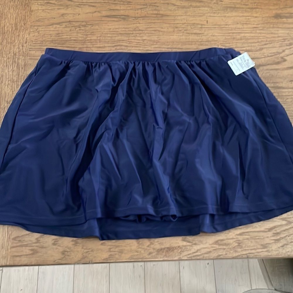DELTA BURKE BIKINI SKORT.  NEW